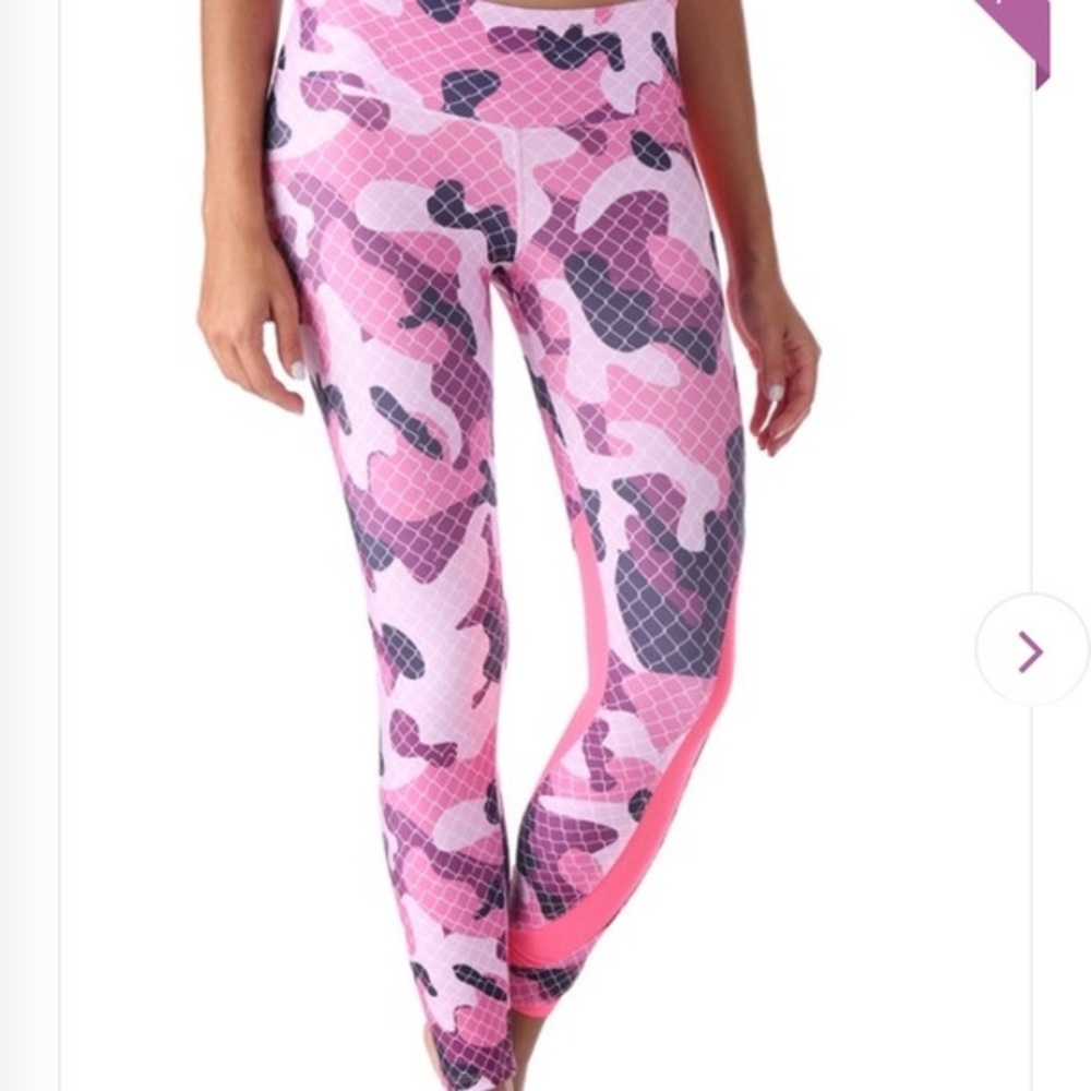 Sadhana pink mesh leggings sz Med